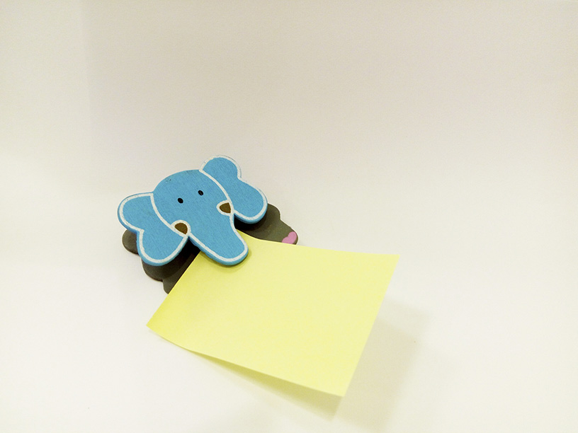 Post-it note dispenser